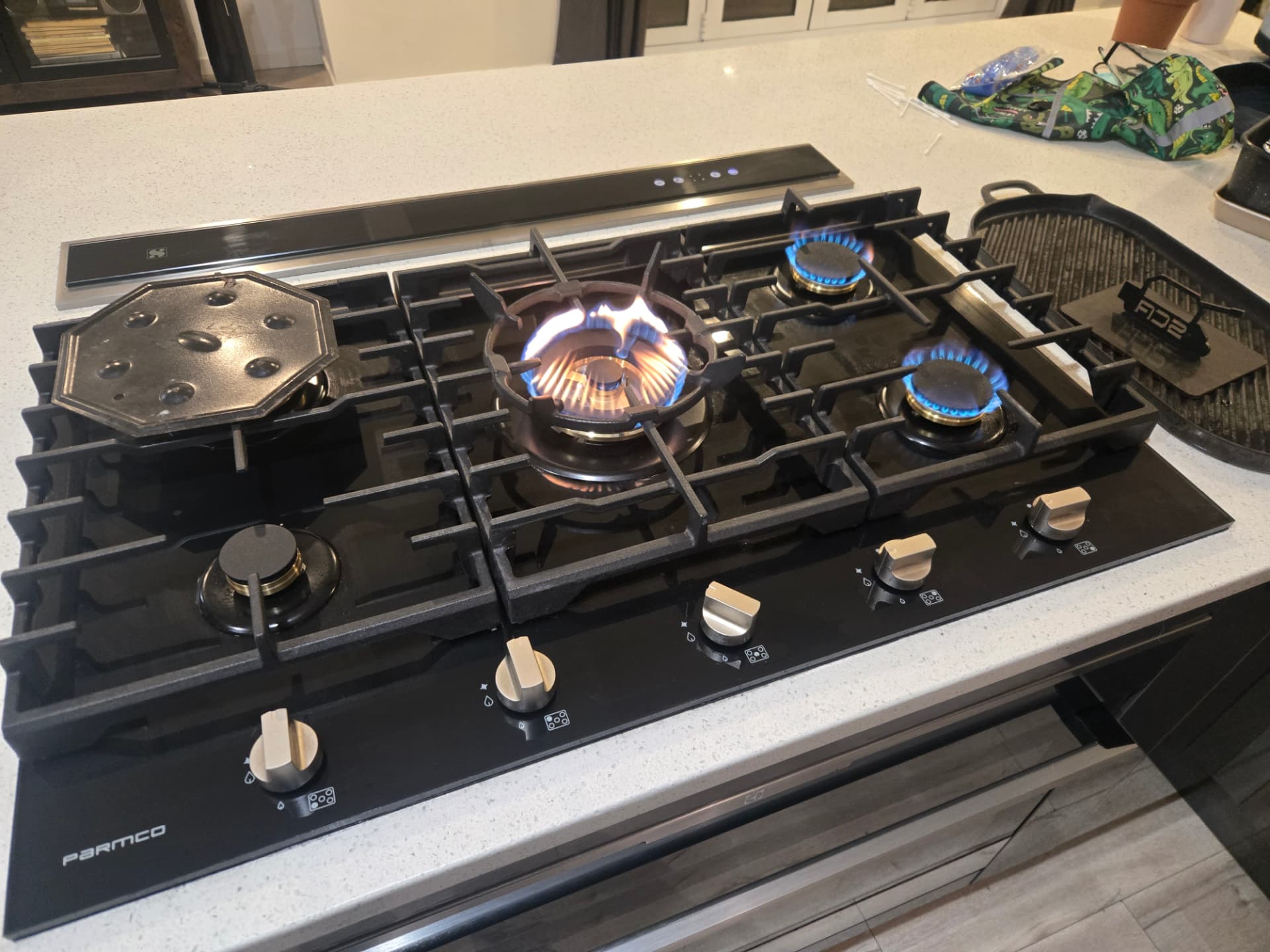 New Parmco gas hob flame test after replacement by Auckland Gasfitters